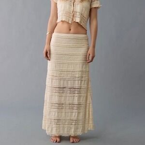 AE High-Waisted Lace Maxi Skirt Cream Bohemian Festival Romantic Size Medium